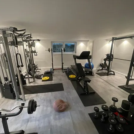 Modern Dream House With Private And Gym Norderstedt